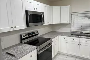 160 SE Lakehurst Dr, Port Saint Lucie, FL 34983 - Photo 17