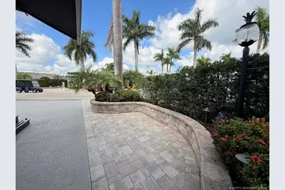 170 NW Hazard Way, Port Saint Lucie, FL 34986 - Photo 5