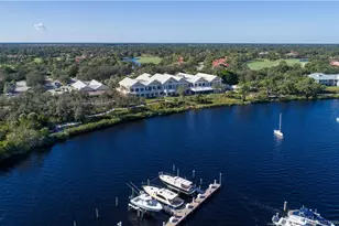 2102 NW Greenbriar Ln, Palm City, FL 34990 - Photo 37