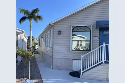 286 Nettles Boulevard, Jensen Beach, FL 34957 - Photo 3