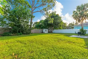 9026 SE Bobwhite St, Hobe Sound, FL 33455 - Photo 23