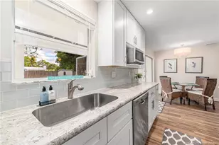 9026 SE Bobwhite St, Hobe Sound, FL 33455 - Photo 11