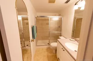 2950 SE Ocean Blvd, Stuart, FL 34996 - Photo 19