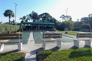 2950 SE Ocean Blvd, Stuart, FL 34996 - Photo 31