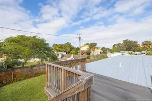 1036 NE Wright Ave, Jensen Beach, FL 34957 - Photo 31