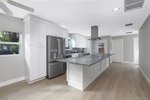 1036 NE Wright Ave, Jensen Beach, FL 34957 - Photo 11