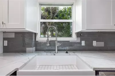 1036 NE Wright Avenue, Jensen Beach, FL 34957 - Photo 15