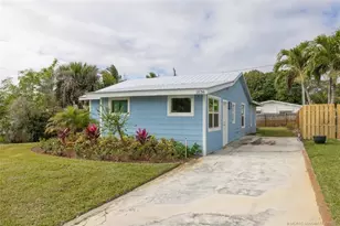 1036 NE Wright Ave, Jensen Beach, FL 34957 - Photo 5