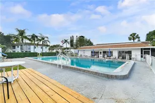 2950 SE Ocean Blvd, Stuart, FL 34996 - Photo 31