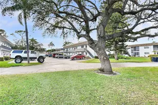 2950 SE Ocean Blvd, Stuart, FL 34996 - Photo 23
