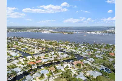 1559 SW Dyer Point Road, Palm City, FL 34990 - Photo 33