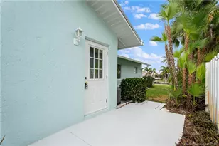 1559 SW Dyer Point Rd, Palm City, FL 34990 - Photo 31