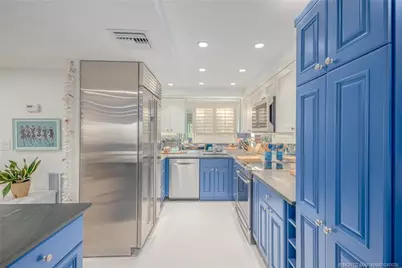 3901 SE Saint Lucie Boulevard #69, Stuart, FL 34997 - Photo 5