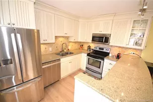 5678 SE Riverboat Dr, Stuart, FL 34997 - Photo 3