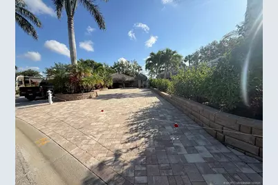 154 NW Hazard Way, Port Saint Lucie, FL 34986 - Photo 15