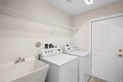 10472 SW Ashlyn Way, Port Saint Lucie, FL 34987 - Photo 9