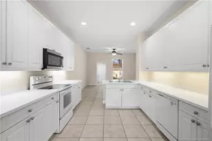 10472 SW Ashlyn Way, Port Saint Lucie, FL 34987 - Photo 3