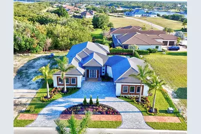 179 SE Via Terra Bella, Port Saint Lucie, FL 34952 - Photo 1