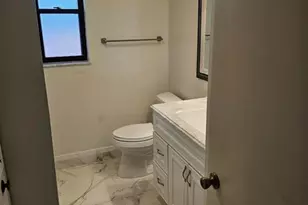 450 SW South River Dr, Stuart, FL 34997 - Photo 17