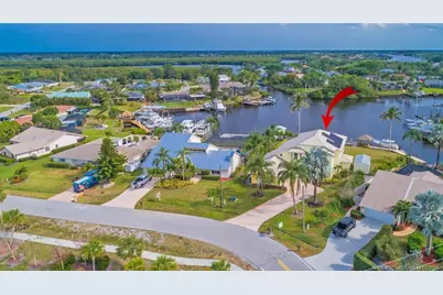 710 SE Essex Drive, Port Saint Lucie, FL 34984 - Photo 33