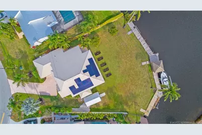 710 SE Essex Drive, Port Saint Lucie, FL 34984 - Photo 37