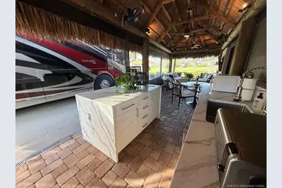 274 NW Hazard Way, Port Saint Lucie, FL 34986 - Photo 27