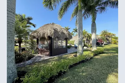 324 NW Chipshot Lane, Port Saint Lucie, FL 34986 - Photo 17