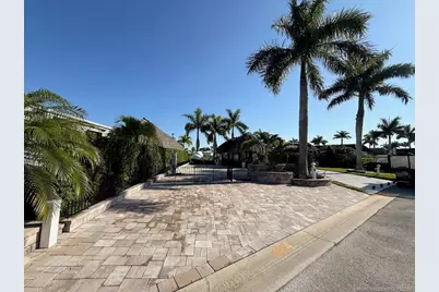 324 NW Chipshot Lane, Port Saint Lucie, FL 34986 - Photo 25