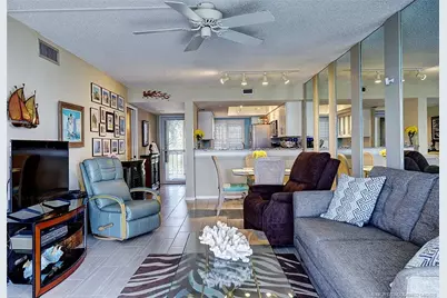 4490 NE Sandpebble Trace #302, Stuart, FL 34996 - Photo 7