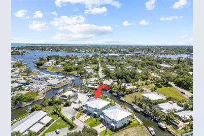 4629 SE Manatee Lane, Stuart, FL 34997 - Photo 1