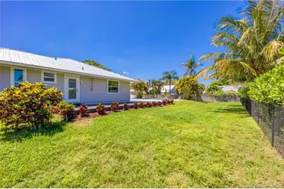 8475 SE Bayberry Terrace, Hobe Sound, FL 33455 - Photo 23