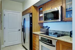 975 NW Flagler Ave, Stuart, FL 34994 - Photo 9