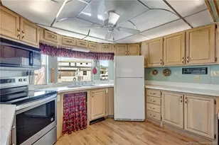 10725 S Ocean Dr, Jensen Beach, FL 34957 - Photo 11