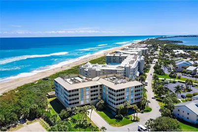 669 NE Plantation Road #201, Stuart, FL 34996 - Photo 1