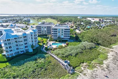 669 NE Plantation Road #201, Stuart, FL 34996 - Photo 3