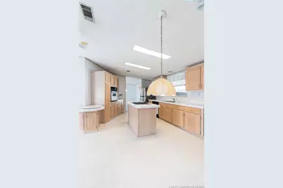 2500 SW Marquis Terrace, Stuart, FL 34997 - Photo 5