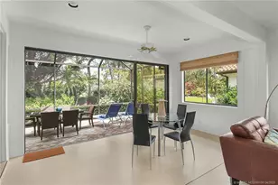 3390 SE Putnam Ct, Stuart, FL 34997 - Photo 11