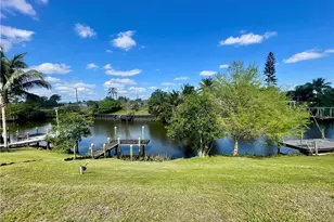 880 SE Degan Dr, Port Saint Lucie, FL 34983 - Photo 19