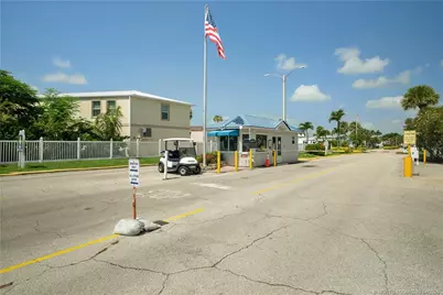 444 Nettles Boulevard, Jensen Beach, FL 34957 - Photo 67