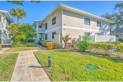 331 NE Golfview Circle, Stuart, FL 34996 - Photo 7