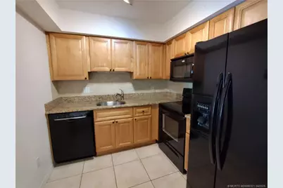 950 S Kanner Highway #D27, Stuart, FL 34994 - Photo 13