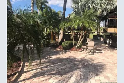 409 NW Chipshot Lane, Port Saint Lucie, FL 34986 - Photo 3