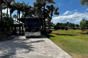 401 NW Chipshot Ln, Port Saint Lucie, FL 34986 - Photo 1