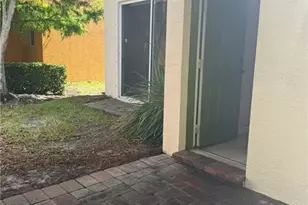 2559 SE Ruskin Dr, Port Saint Lucie, FL 34952 - Photo 13