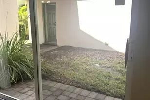 2559 SE Ruskin Dr, Port Saint Lucie, FL 34952 - Photo 11