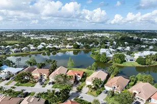 2096 NW Marsh Rabbit Ln, Jensen Beach, FL 34957 - Photo 3