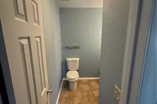 2929 SE Ocean Blvd, Stuart, FL 34996 - Photo 9