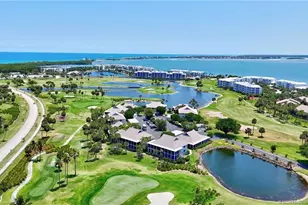 324 NE Golfview Circle, Stuart, FL 34996 - Photo 1