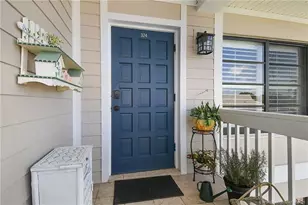 324 NE Golfview Circle, Stuart, FL 34996 - Photo 9