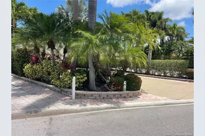 9 NW Boundary Drive, Port Saint Lucie, FL 34986 - Photo 1